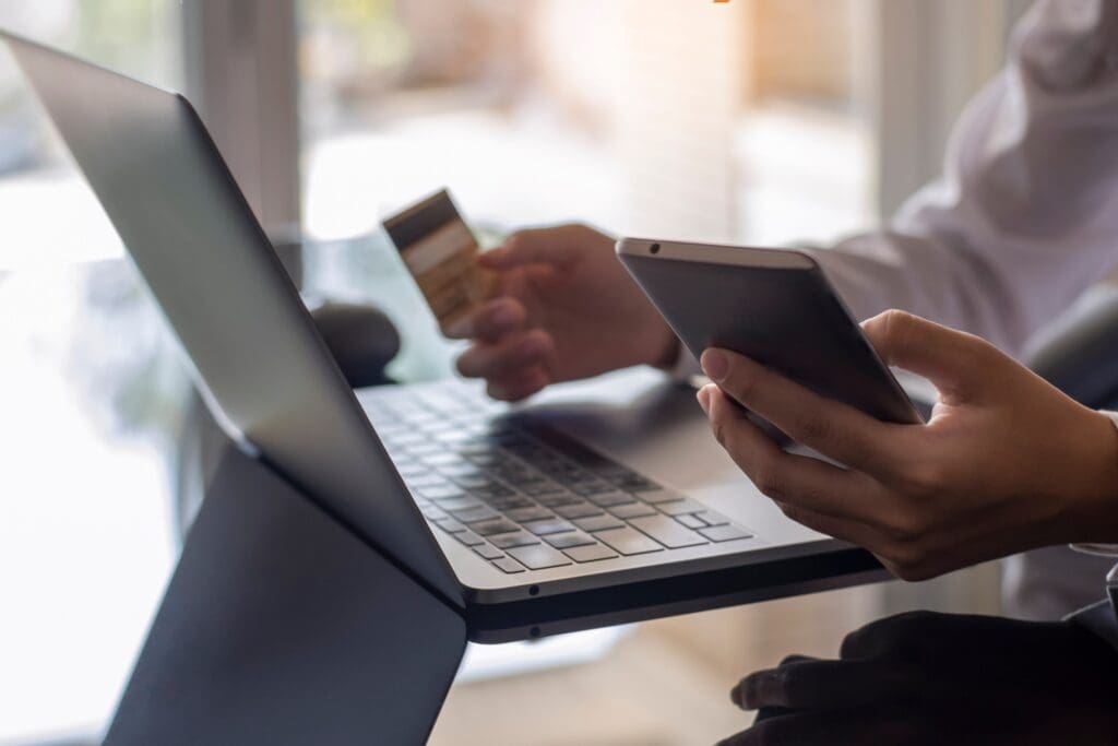 Cómo usar el CVV en sus tarjetas para compras online